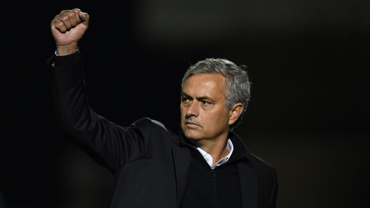 广厦半场53-44领先北京，胡金秋21分翟晓川9分（半场战罢，广厦53-44领先北京：胡金秋21分、翟晓川9分）