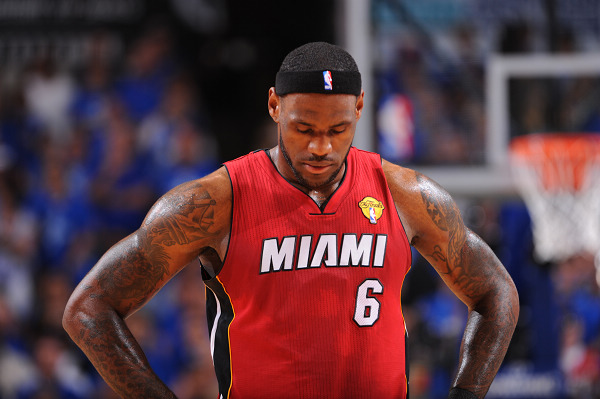 国米大胜晋级三喜临门！迪乌夫摆脱水货标签，奥西利奥亮明牌（国米狂胜晋级喜讯齐至！迪乌夫洗刷水货之名，奥西利奥摊牌亮态）