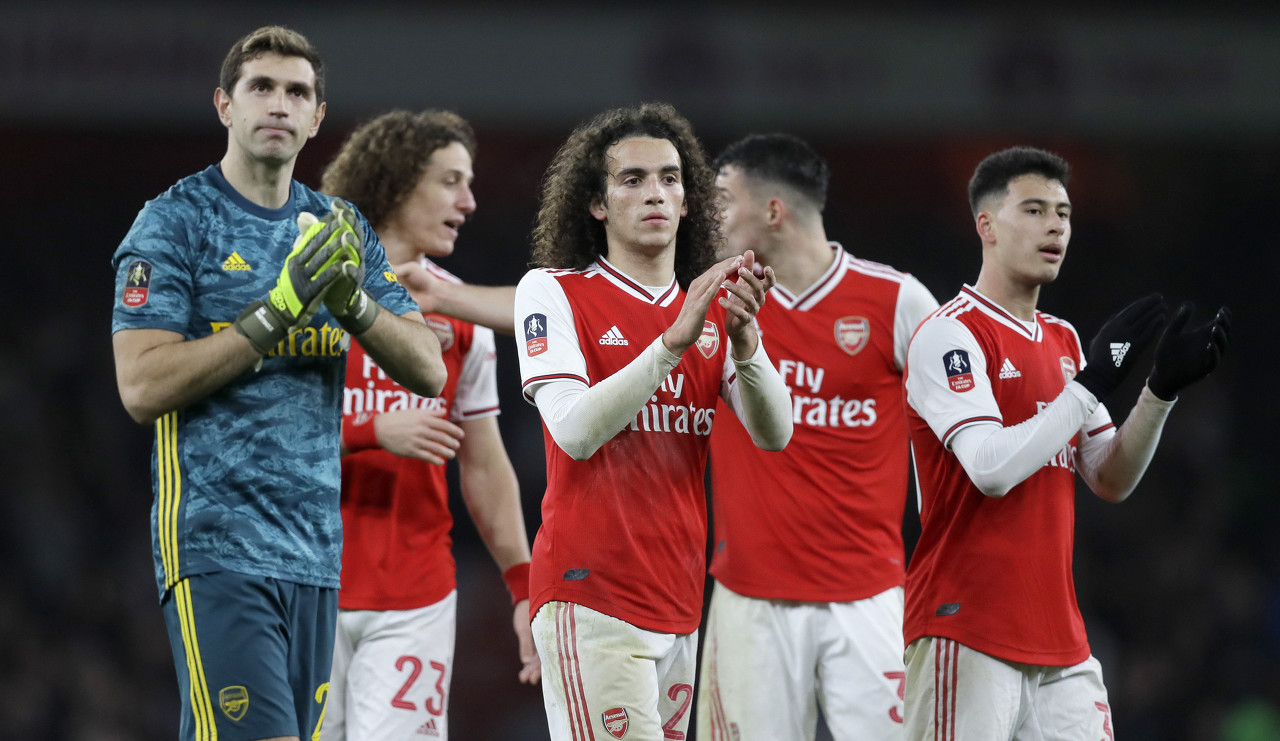 法比奥：重回胜利轨道真好，周四的亚冠要拿下首胜的3分（法比奥：重拾赢球节奏真棒，周四亚冠誓取首胜三分）