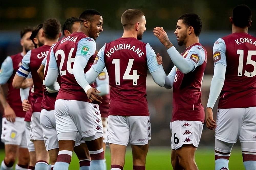 打得一般！探花秀埃奇库姆13投5中&罚球3中3 得到15分5板3助（表现平平：探花埃奇库姆13投5中、3罚全中拿下15分5板3助）