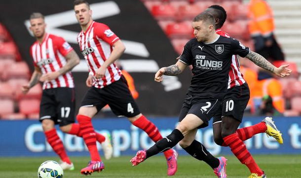 回顾英超上个赛季的圣诞排行榜：（英超上赛季圣诞榜单盘点）