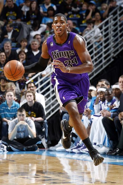 恩比德缺阵真相揭秘：新伤还是其他原因？（恩比德缺阵内幕：新伤还是另有隐情？）