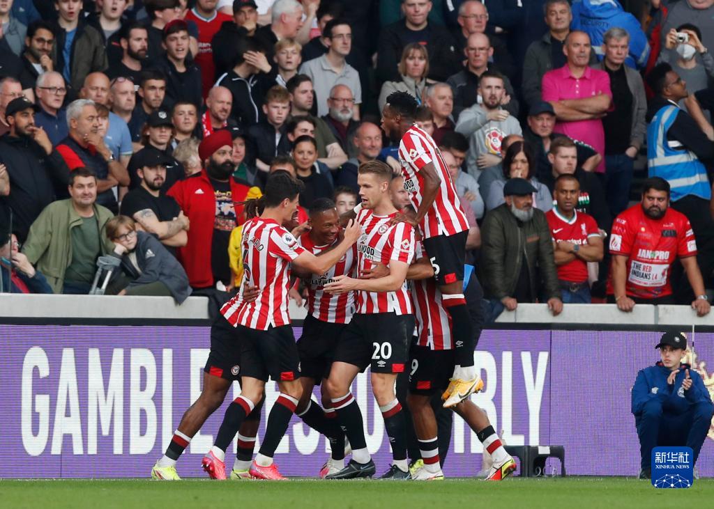 篮球勇士核心三分11投9中，全场手感火热（勇士核心外线爆发 三分11中9手感滚烫）