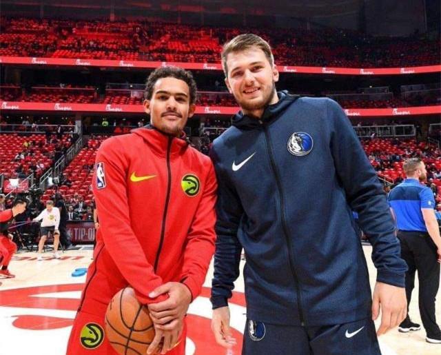 卡利亚里3-3热那亚，维蒂尼亚先拔头筹，阿龙-马丁扳平比分（卡利亚里3-3战平热那亚：维蒂尼亚首开纪录，阿龙-马丁扳平救主）