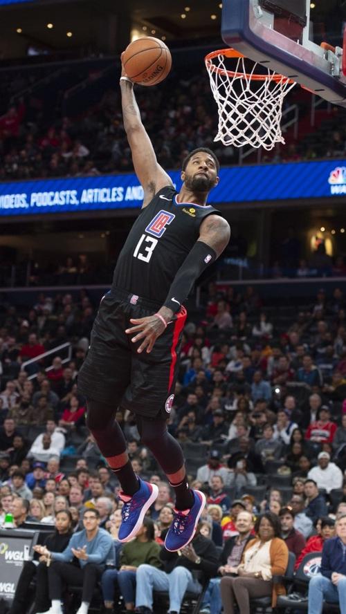 马刺vs雷霆前瞻：文班亚马复出点燃马刺，雷霆取胜难度大增（马刺战雷霆前瞻：文班亚马归队提振士气，雷霆赢球难度陡增）