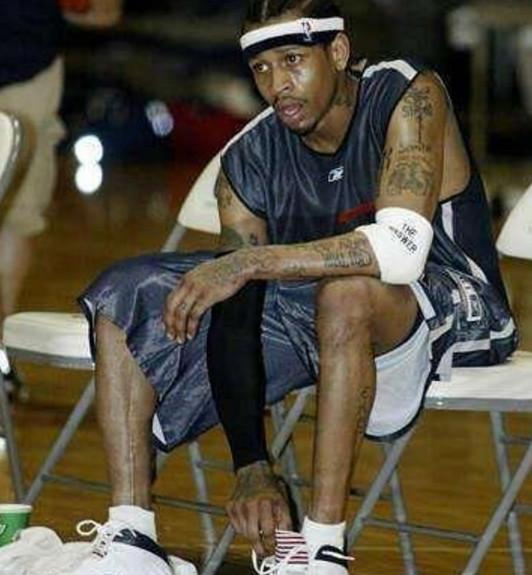 北青：36岁吴曦与上海申花续约1年，将随球队海外拉练（北青：36岁吴曦与申花续约一年 将随队赴海外拉练）