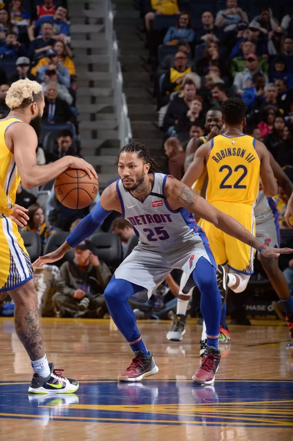 科尔：巴特勒很喜欢传球，他宁愿得到一个助攻而不是一次得分（科尔谈巴特勒：他更享受传球，宁愿拿助攻也不求得分）