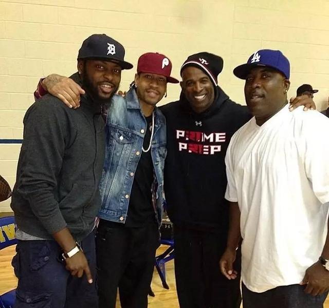 篮球的答案，永远在场上（篮球的答案，始终在球场上）