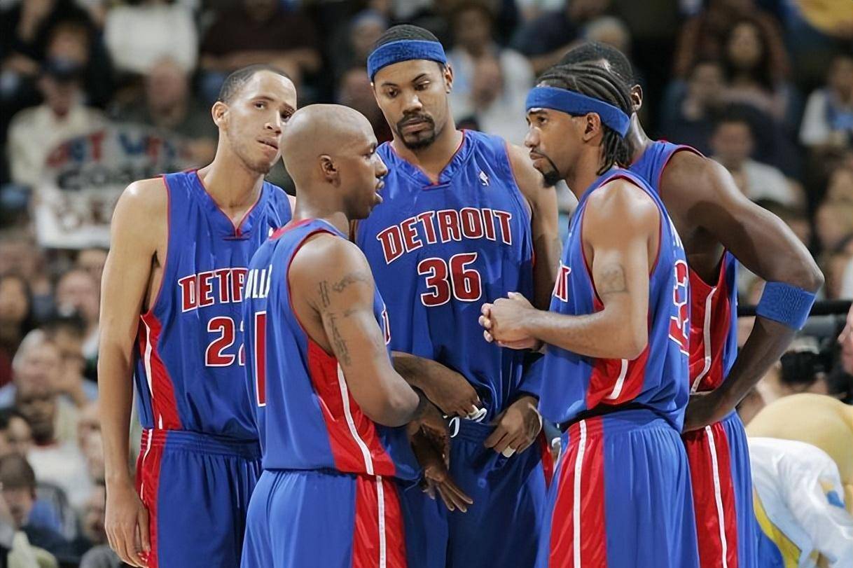 斯基拉：本菲卡正在关注科斯蒂奇，穆里尼奥对他十分赏识（斯基拉：本菲卡有意科斯蒂奇，穆里尼奥对其青睐有加）