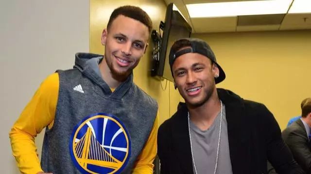 英超历年来圣诞冠军最后获得冠军的情况：（英超历届圣诞榜首球队最终夺冠情况）